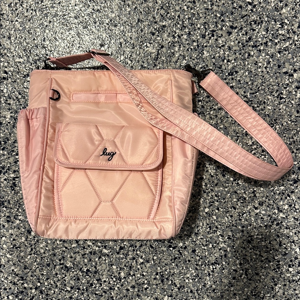 Lug crossbody quilted handbag in delicate Bubblegum pink